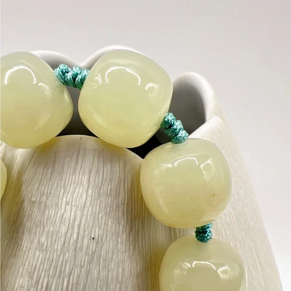 Hetian jade with amber bracelet